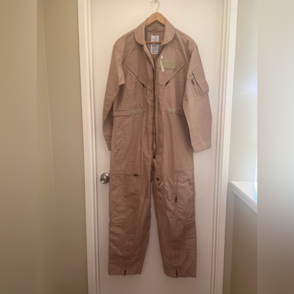 US Military CWU-27/P Nomex Flight Suit 380 Pilot Coverall 44S Flame Resistant